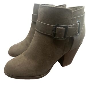 Shoe Dazzle Brown Ankle Booties